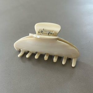 Emi Jay Big Effing Clip